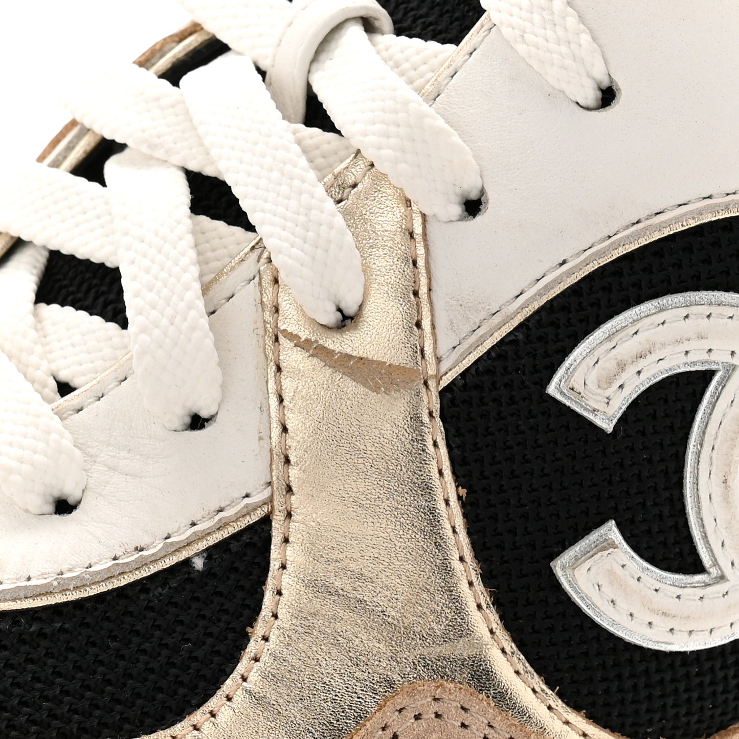 Mesh Suede Calfskin Grained Calfskin Womens CC Sneakers 41 White Black Beige Gold