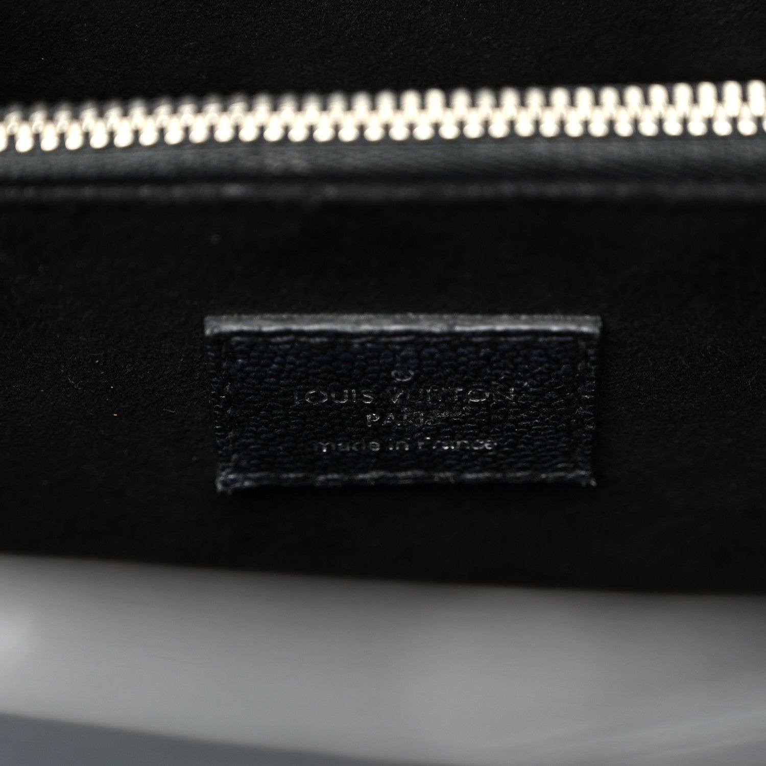Louis Vuitton Epi Twist Tote Black 7 of 10