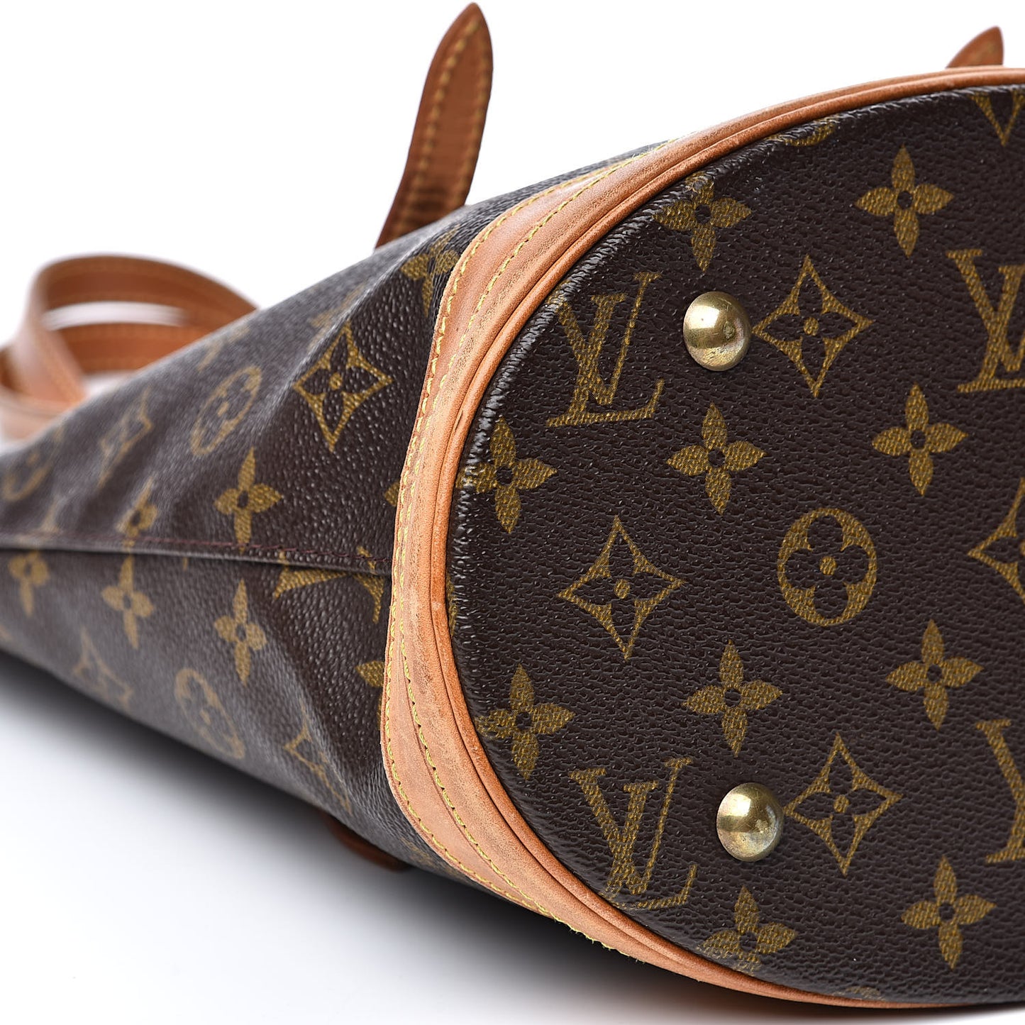Monogram Petit Bucket 23