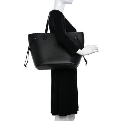 Louis Vuitton Epi Neverfull MM Black 2 of 17