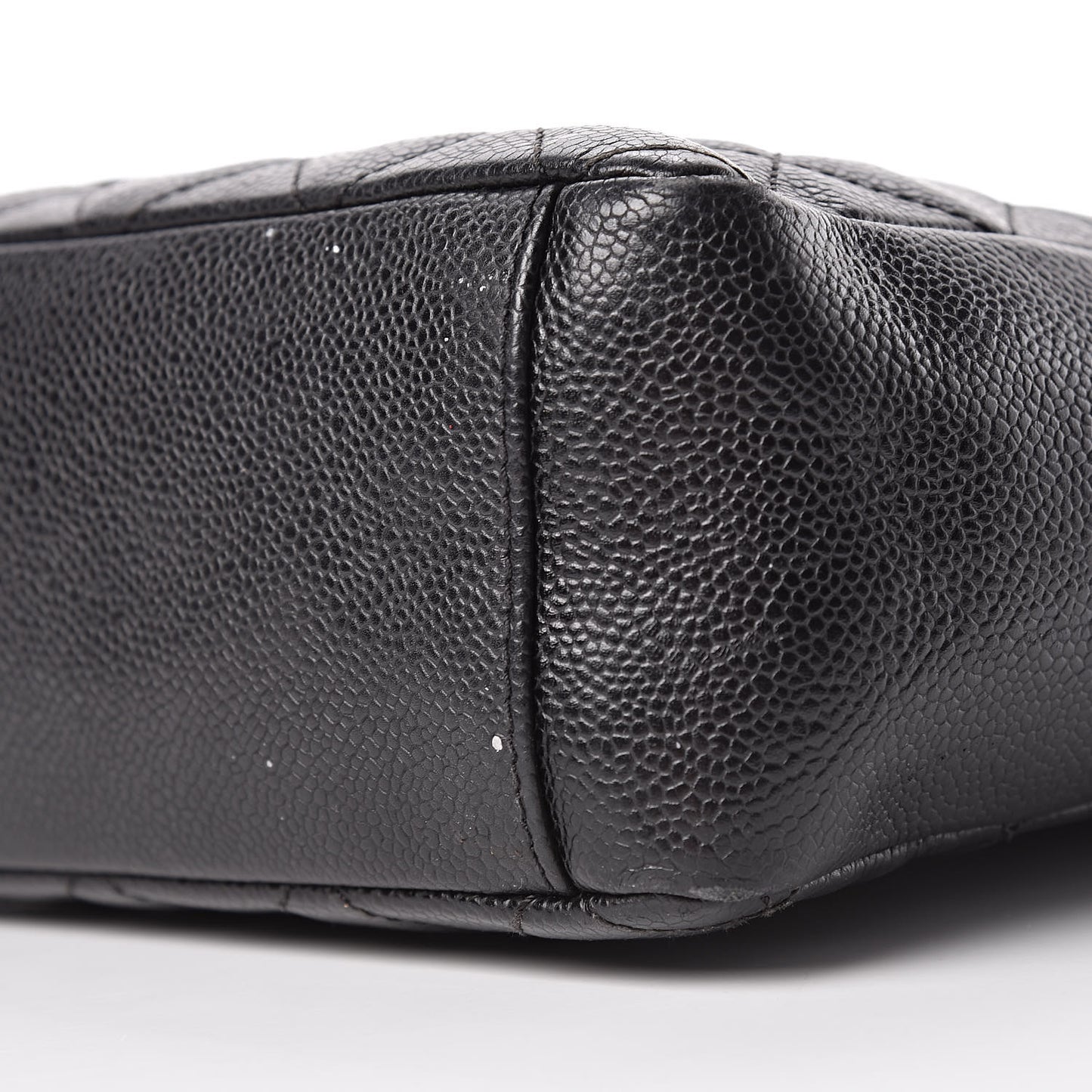 Caviar Quilted Petit Shopping Tote PST Black