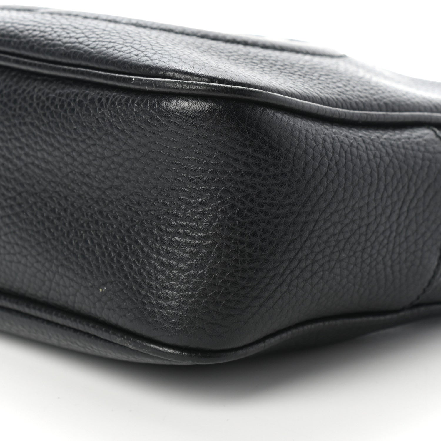 Gucci Pebbled Calfskin Small Soho Disco Bag Black 9 of 9