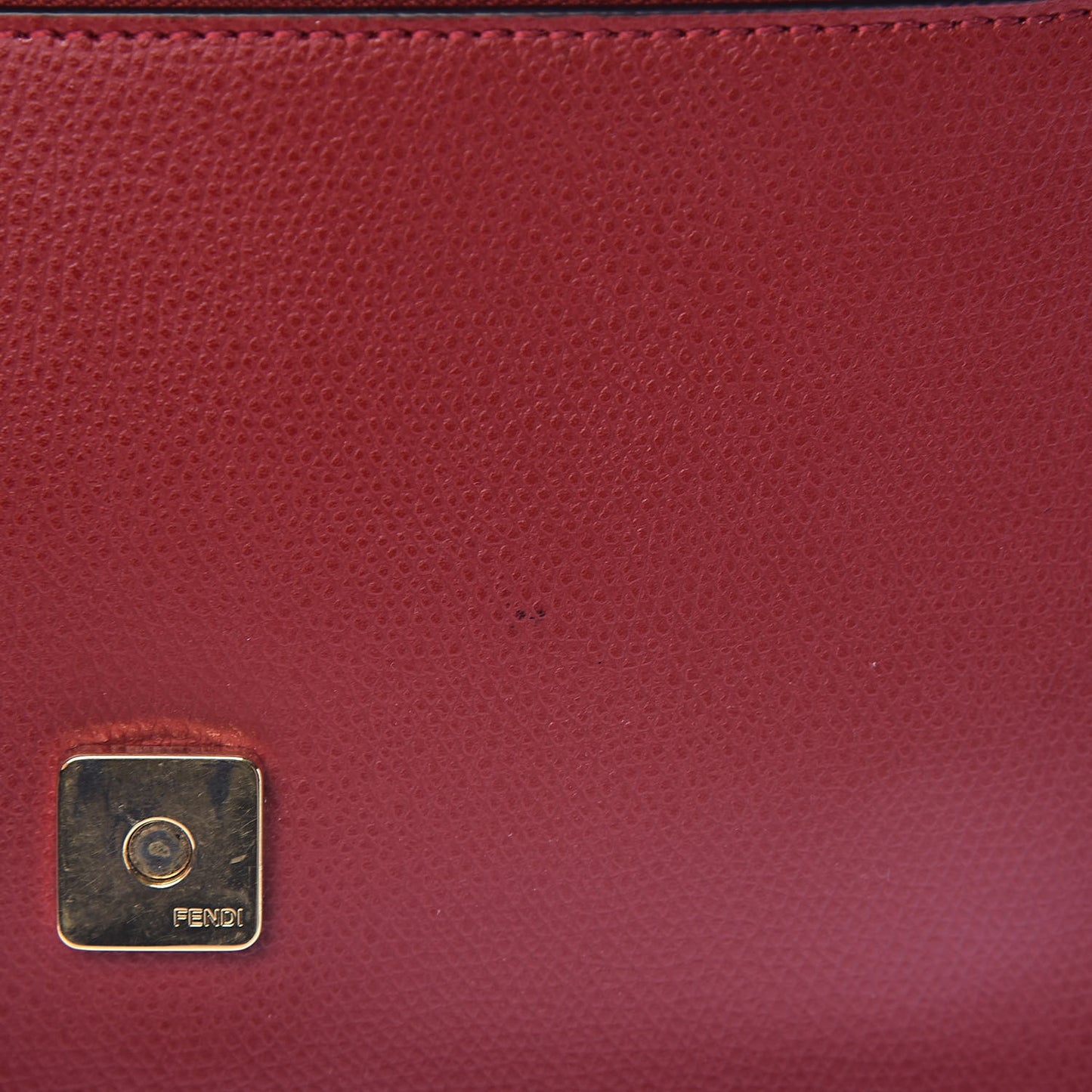 Vitello Cruise F is Fendi FF 1974 Embossed Medium Envelope Wallet On Chain Fragola Maya Black