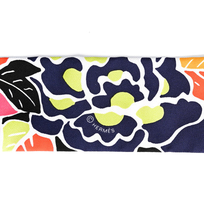 Hermes Silk Bingata Twilly Vert Black Saumon 4 of 4