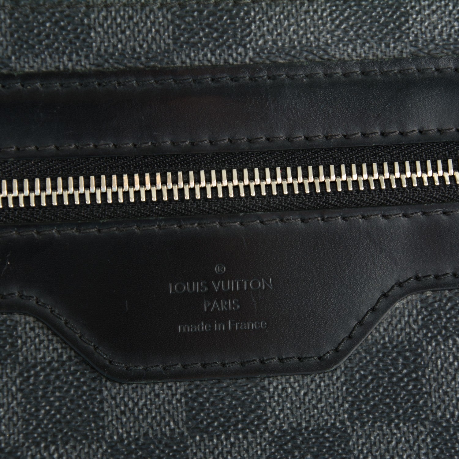 Louis Vuitton Damier Graphite Daniel GM 6 of 7