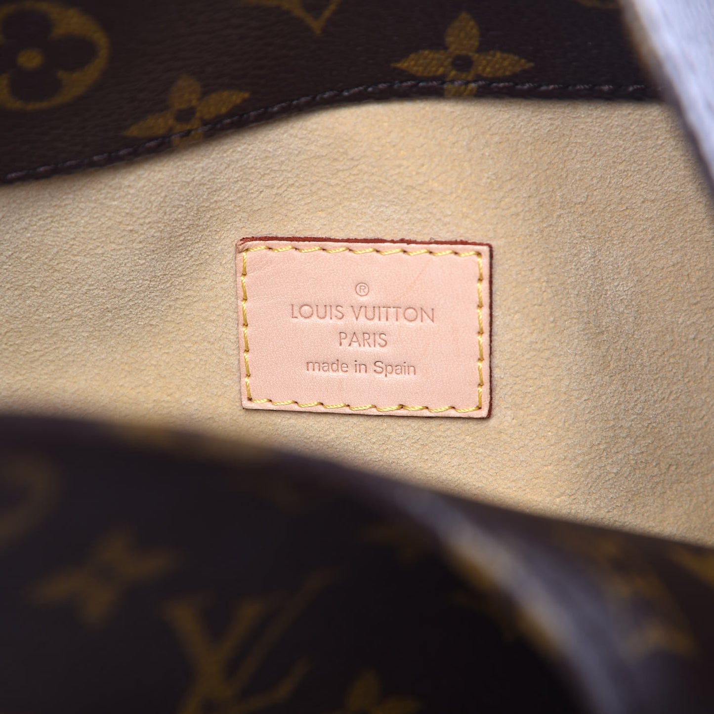 Monogram Artsy MM