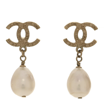 Chanel Pearl CC Drop Earrings Light Gold 1 of 6
