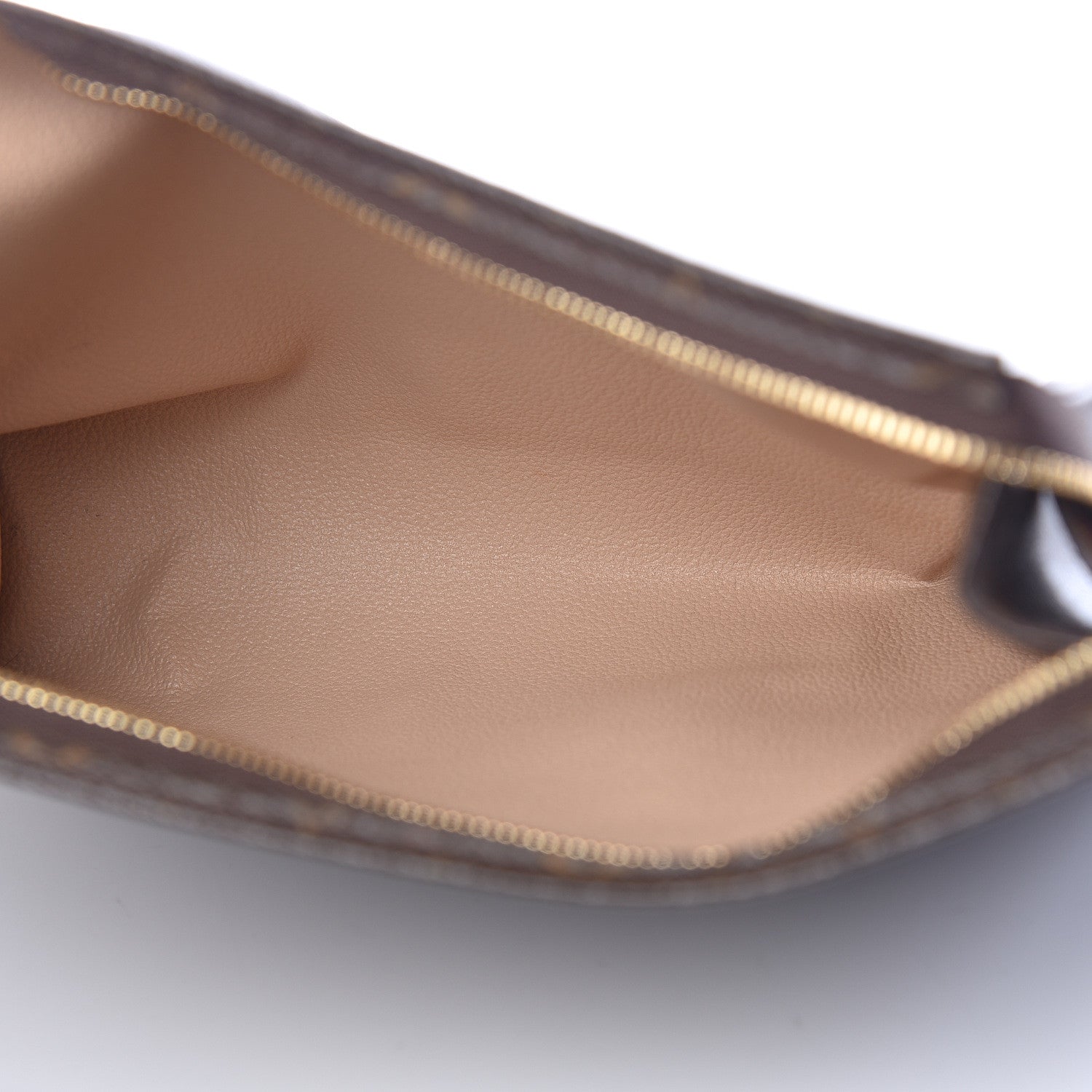 Louis Vuitton Monogram Toiletry Pouch 26 5 of 14