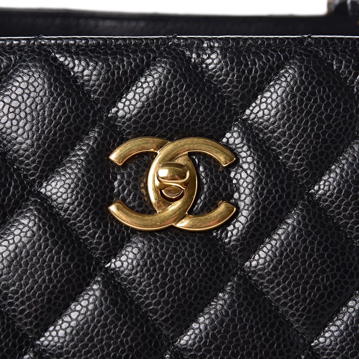Caviar Quilted Large Classic Shopping Tote Black