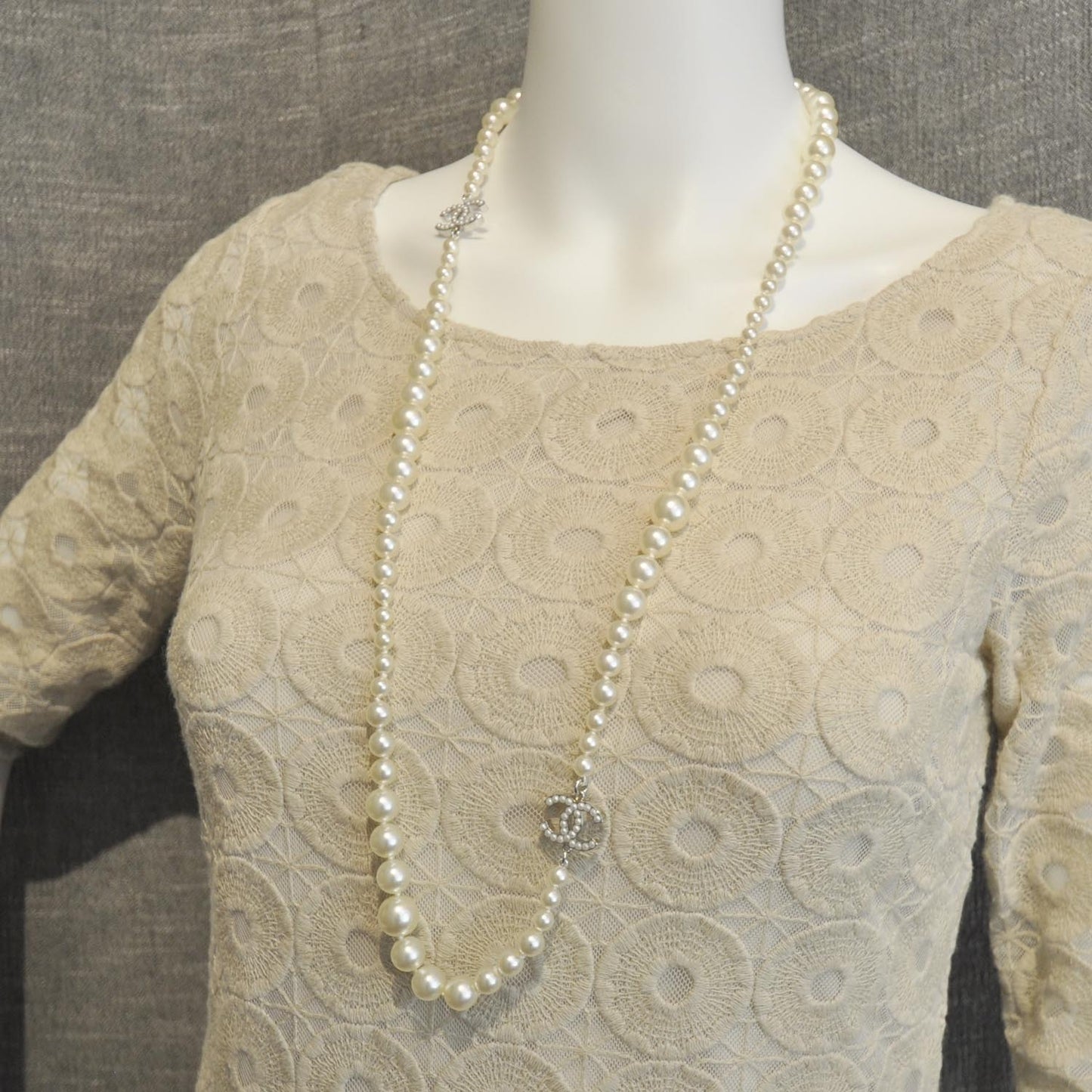 Classic CC Graduated Pearl Necklace