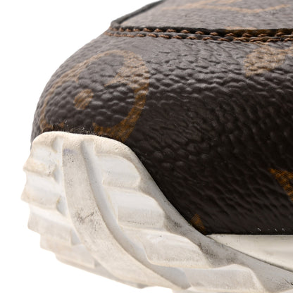 Louis Vuitton Monogram Mix Mens Run Away Sneakers 10 Ebene 11 of 12