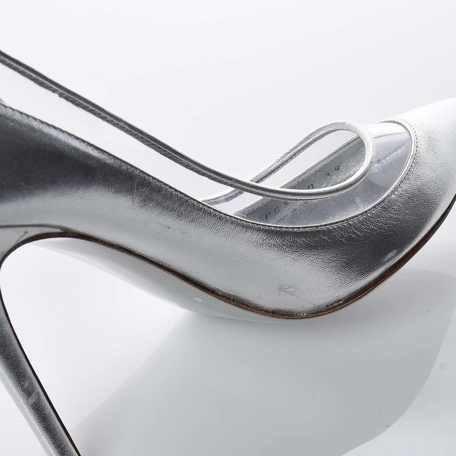 Valentino Garavani Metallic Nappa PVC Dollybow Pumps 39 Silver 16 of 18