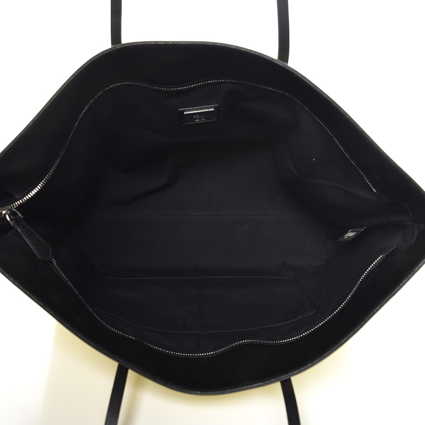 Vitello Elite Cuoio Monster Buggies Medium Roll Tote Cedro Black