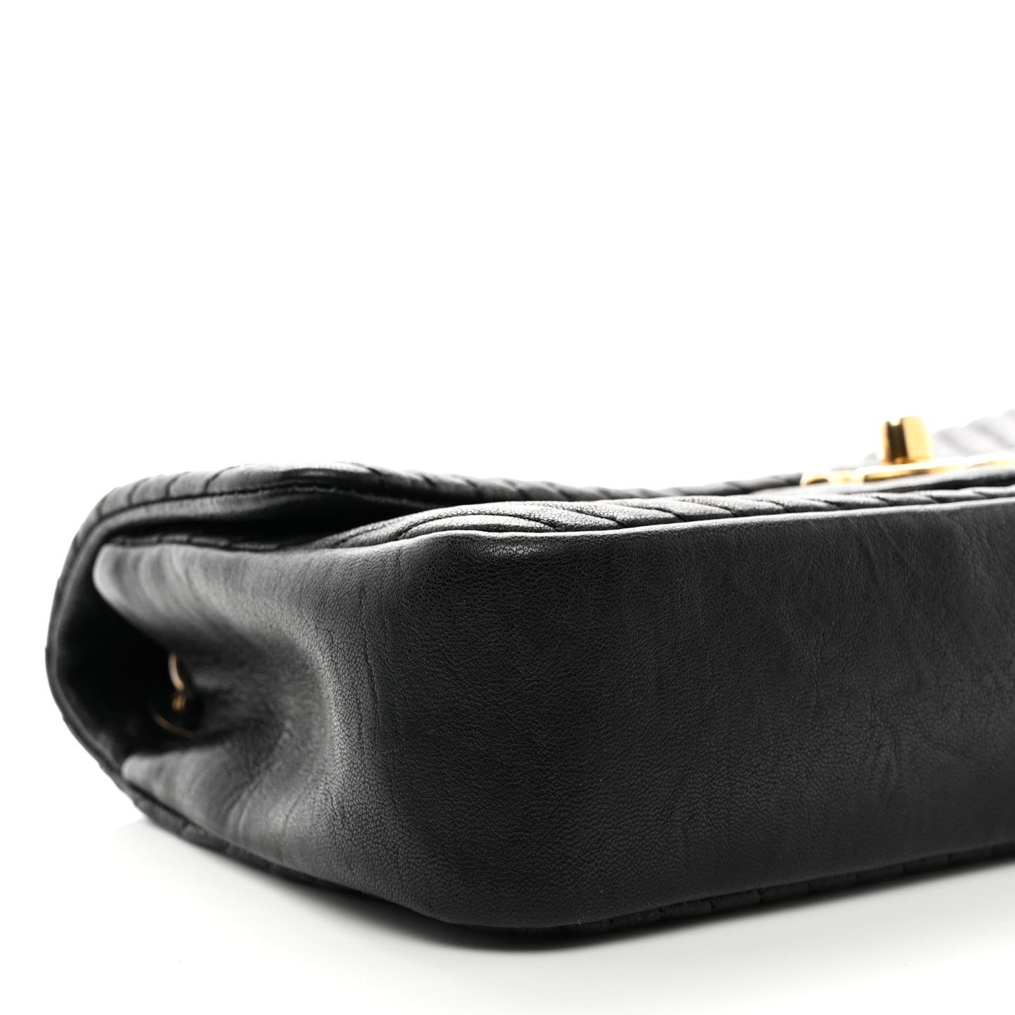 Calfskin Surpique Chevron Flap Black