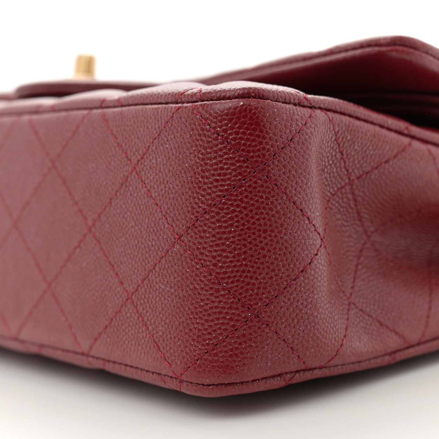 Iridescent Caviar Quilted Medium Double Flap Red