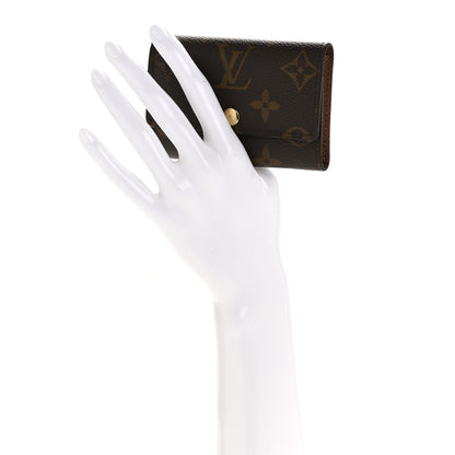 Louis Vuitton Monogram 6 Key Multicles Holder 2 of 9