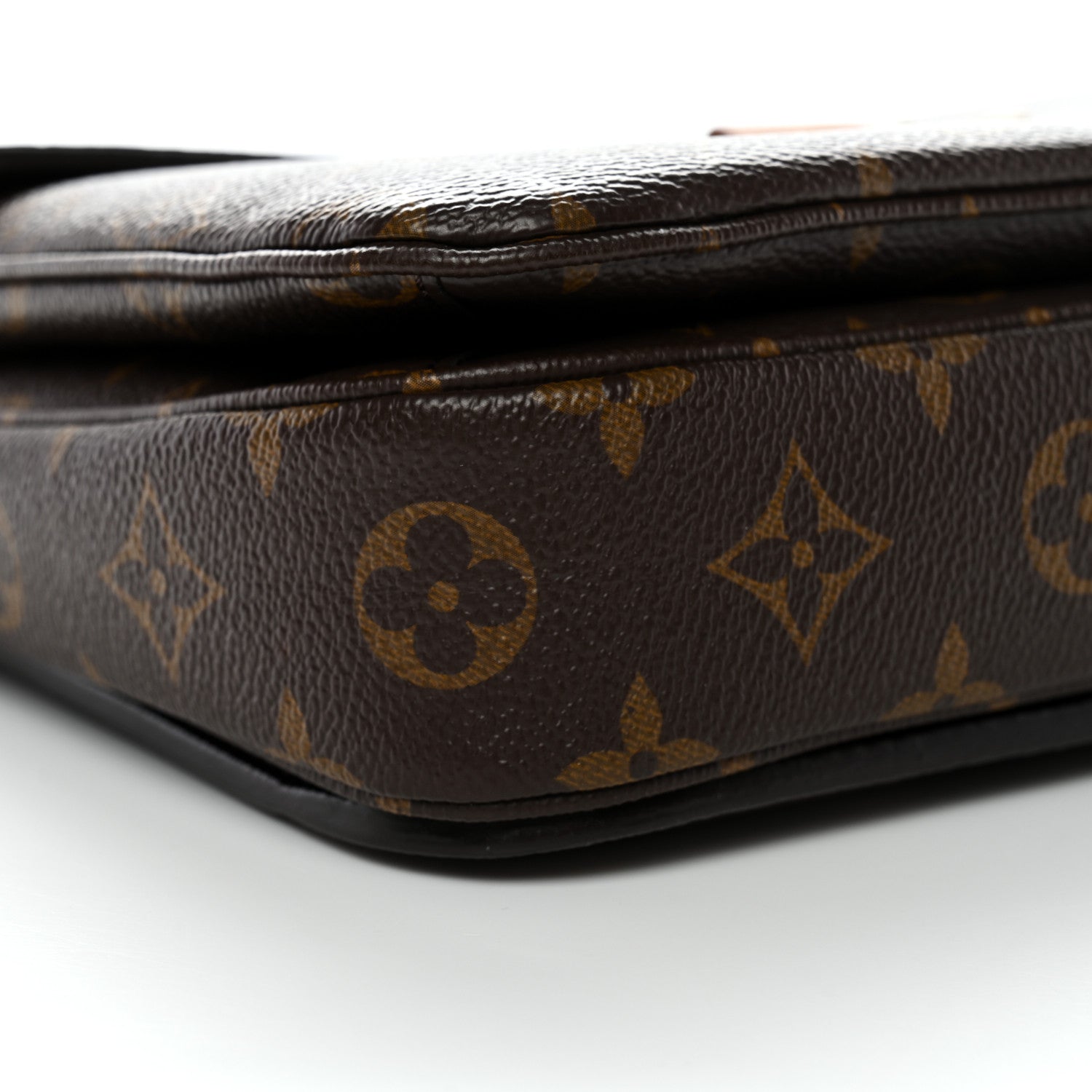 Louis Vuitton Monogram Pochette Metis 7 of 11