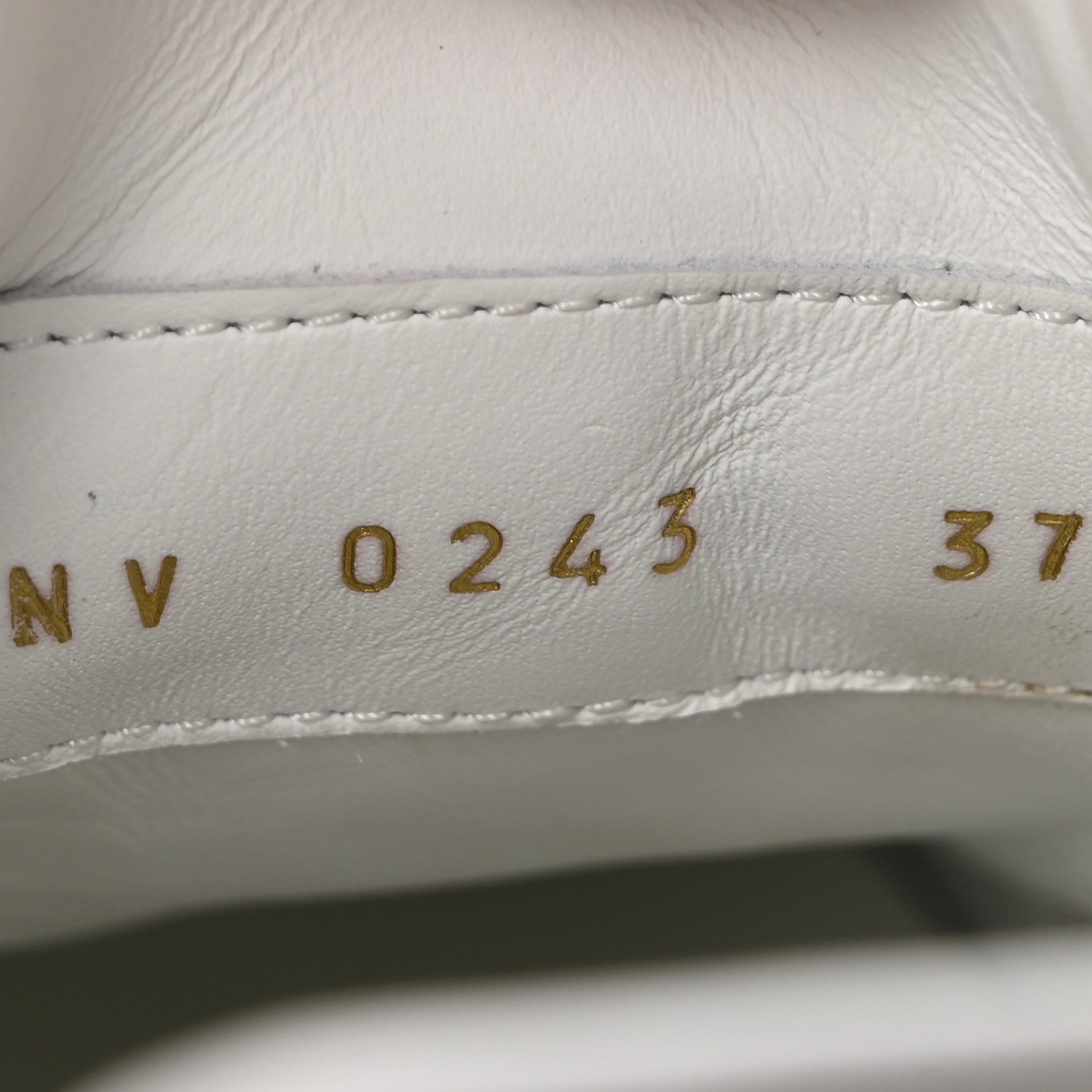 Louis Vuitton Suede Calfskin Monogram Embossed Time Out Sneakers 37 Rose Poudre 9 of 10