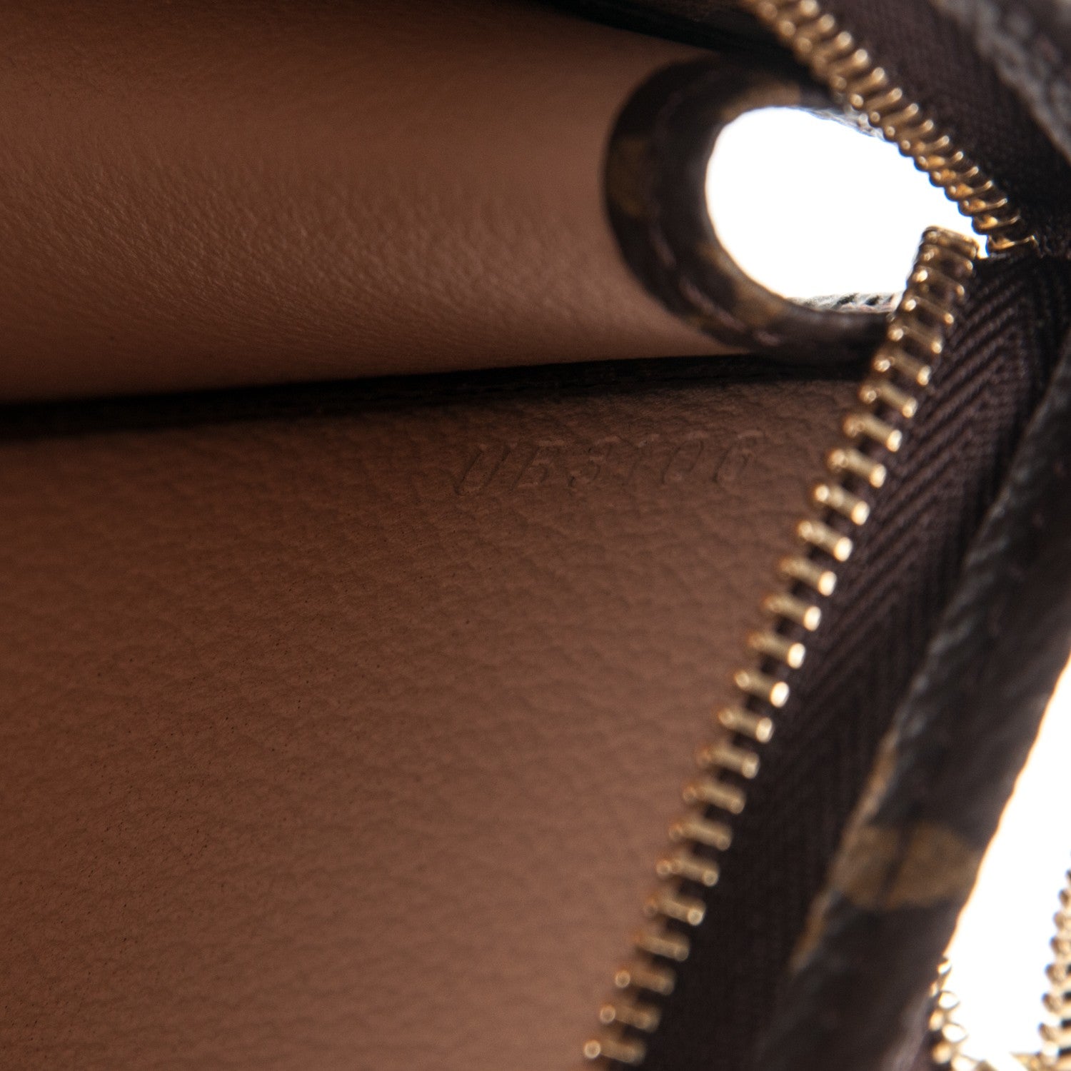 Louis Vuitton Monogram Toiletry Pouch 19 7 of 7