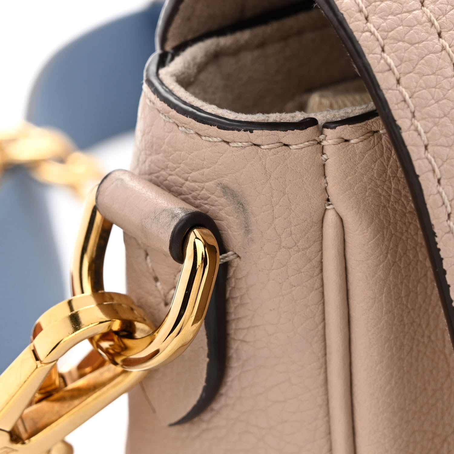 Louis Vuitton Grained Calfskin Lockme Tender Greige 10 of 11