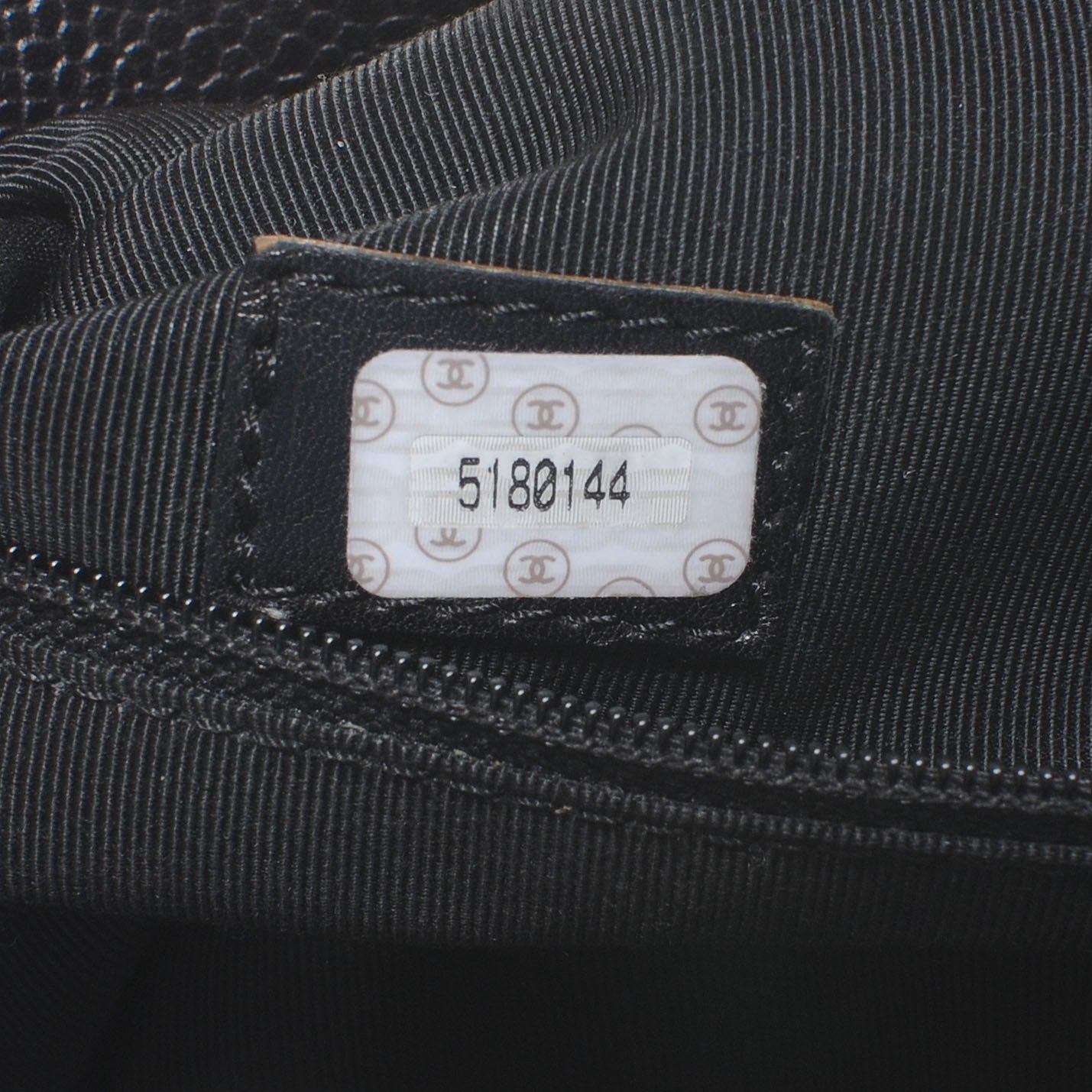 Caviar Large CC Shoulder Bag Black