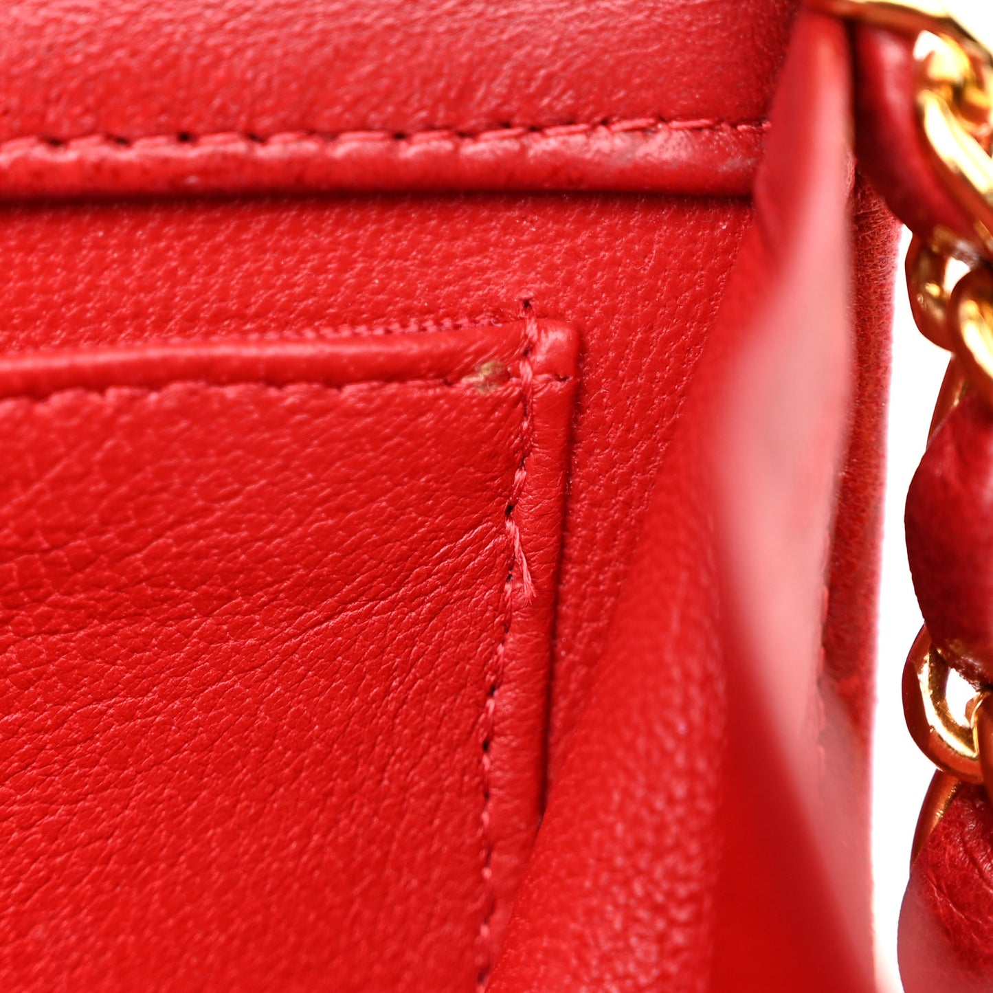 Lambskin Quilted Wallet On Chain WOC Red