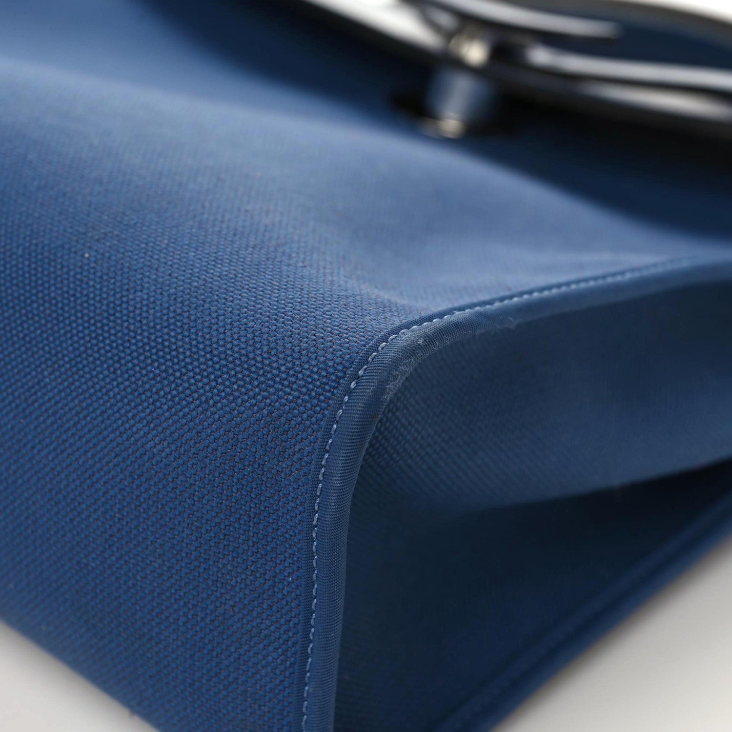 Hermes Vache Hunter Toile Militaire Herbag Zip 31 PM Bleu Brighton Bleu Saphir 10 of 11