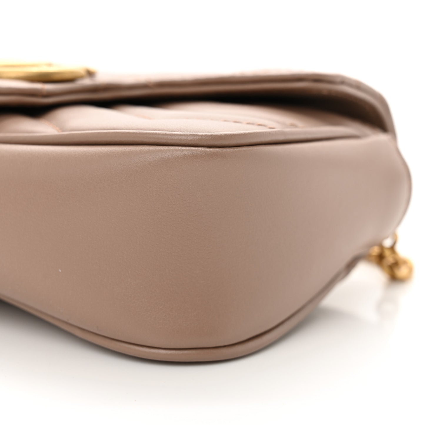 Calfskin Matelasse Super Mini GG Marmont Shoulder Bag Porcelain Rose