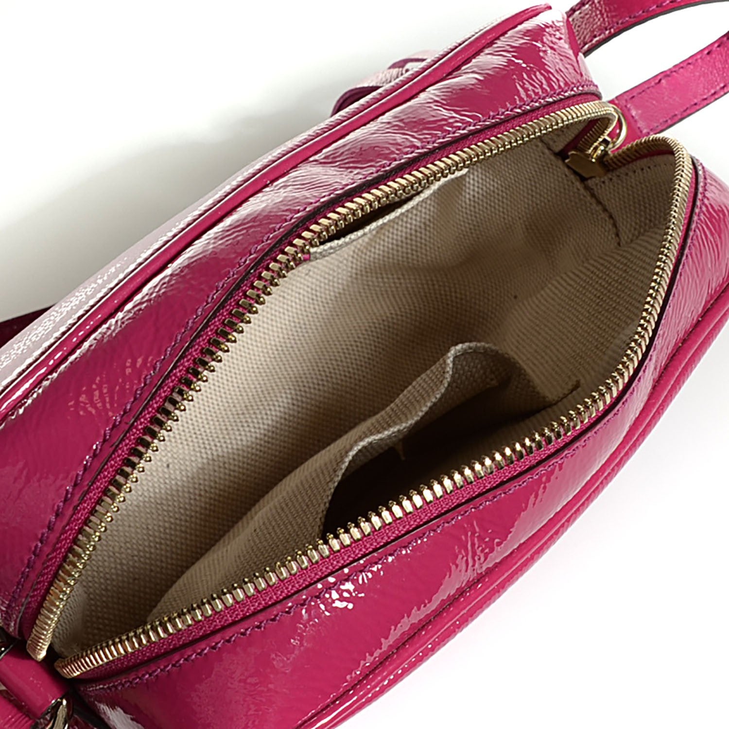 Gucci Soft Patent Small Soho Disco Bag Bright Bougainvillea 5 of 9