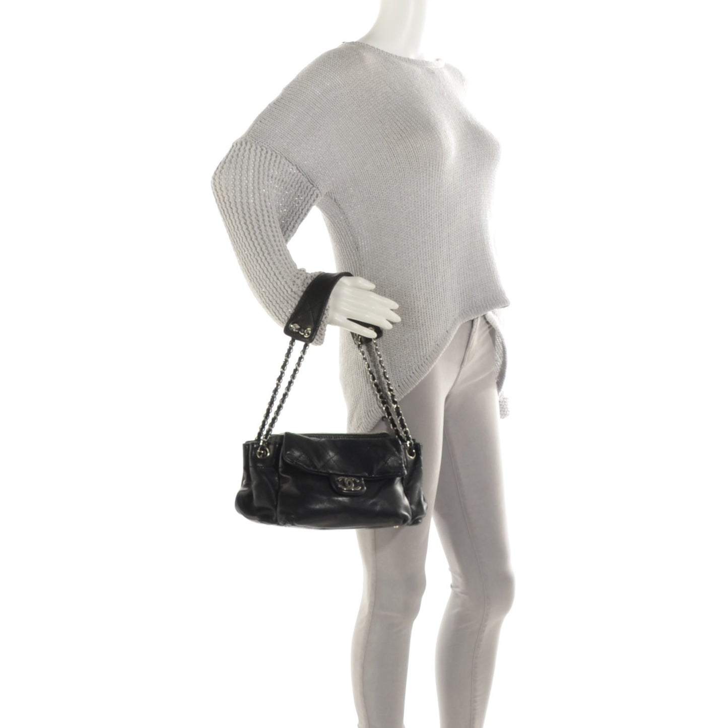 Lambskin Diamond Stitch Shoulder Bag Black