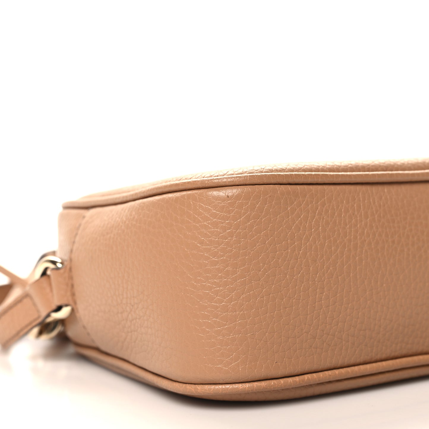 Pebbled Calfskin Small Soho Disco Bag Camelia
