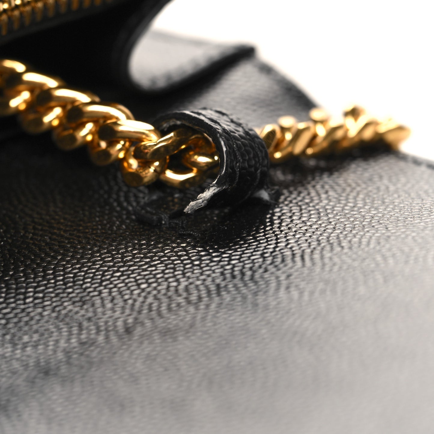 Grain De Poudre Matelasse Chevron Monogram Chain Wallet Black