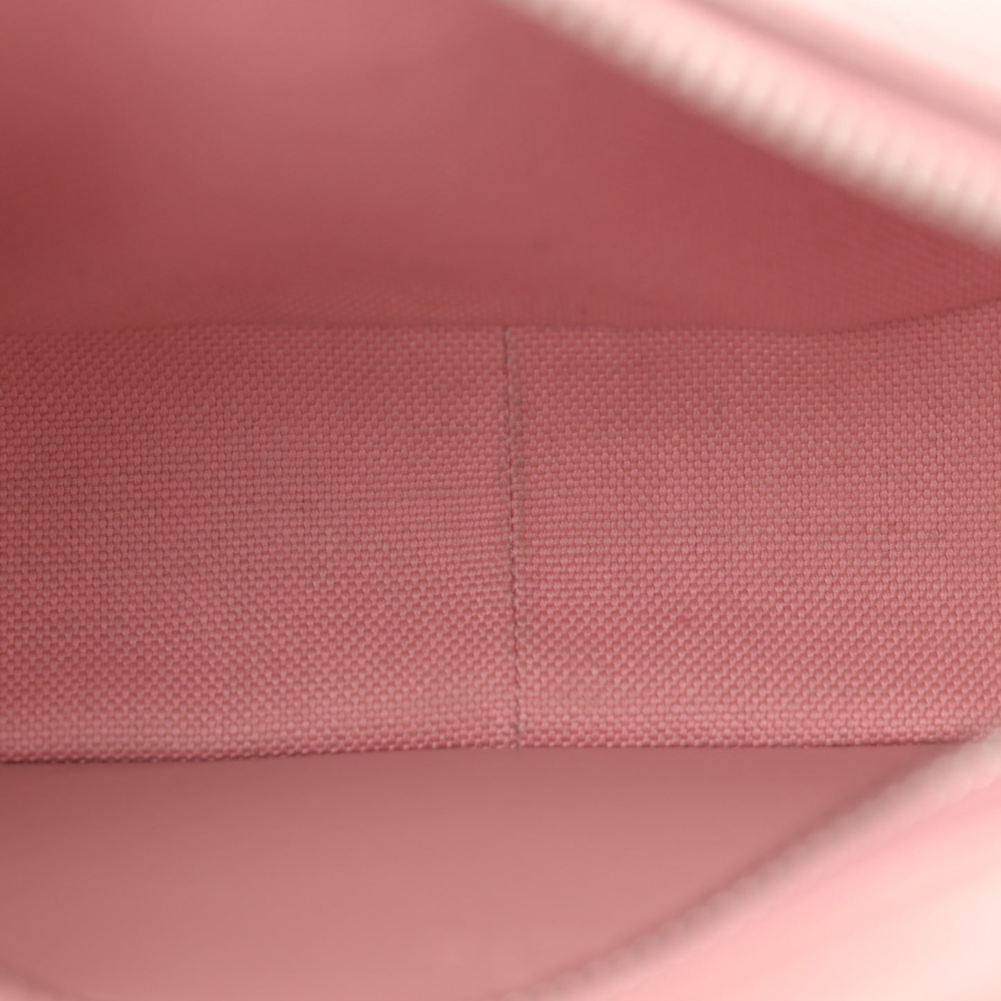 Calfskin Matelasse Monochrome Mini GG Marmont Chain Shoulder Bag Perfect Pink