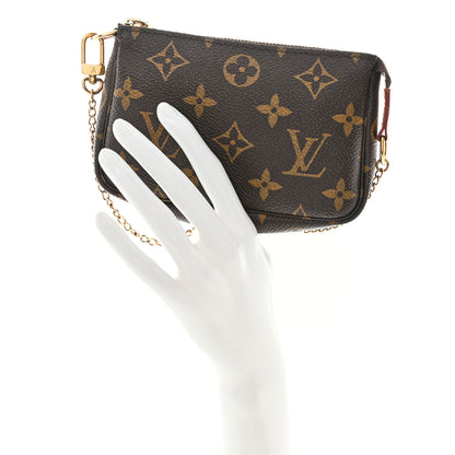 Louis Vuitton Monogram Mini Pochette Accessories 2 of 8