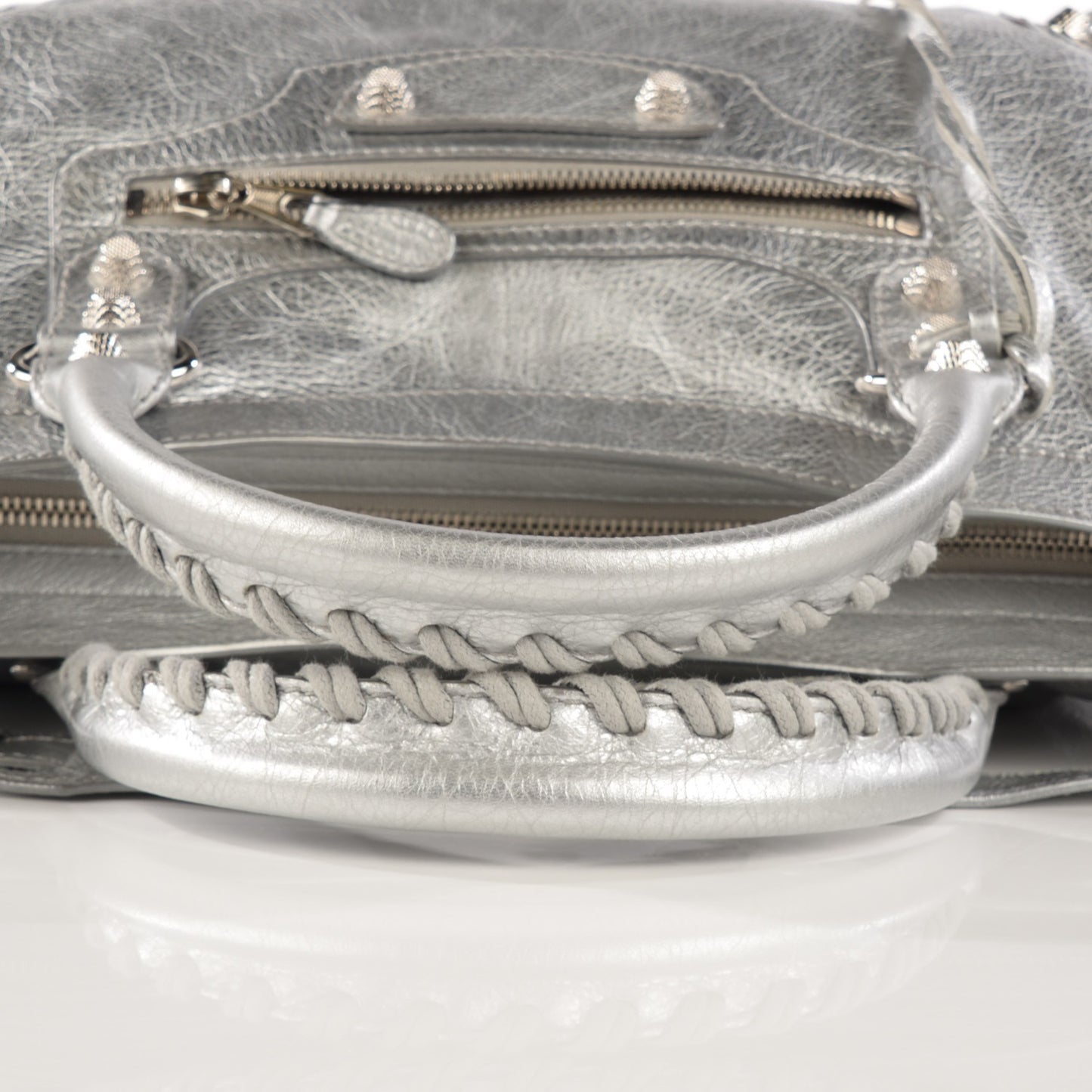Agneau Giant 12 Silver Hardware City Gris Aluminum
