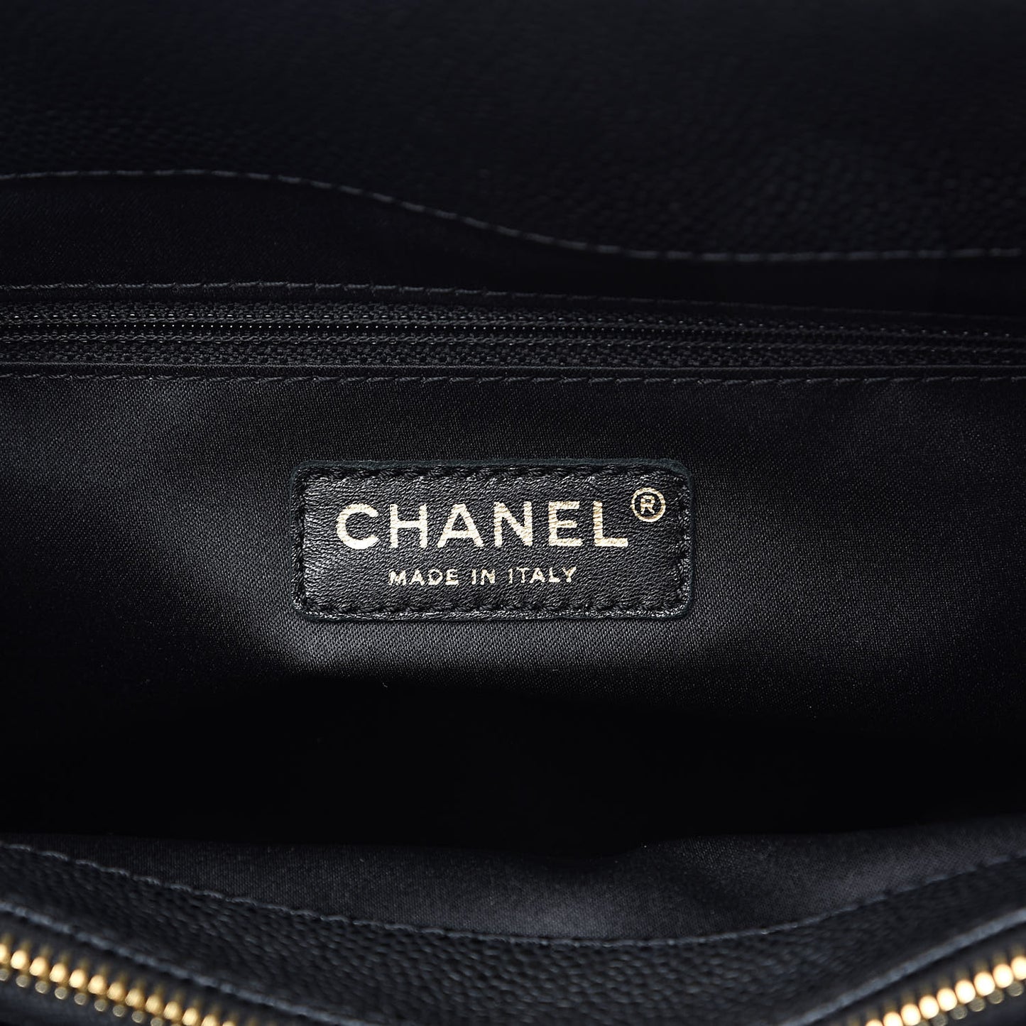 Caviar Quilted XL Grand Shopping Tote GST Black