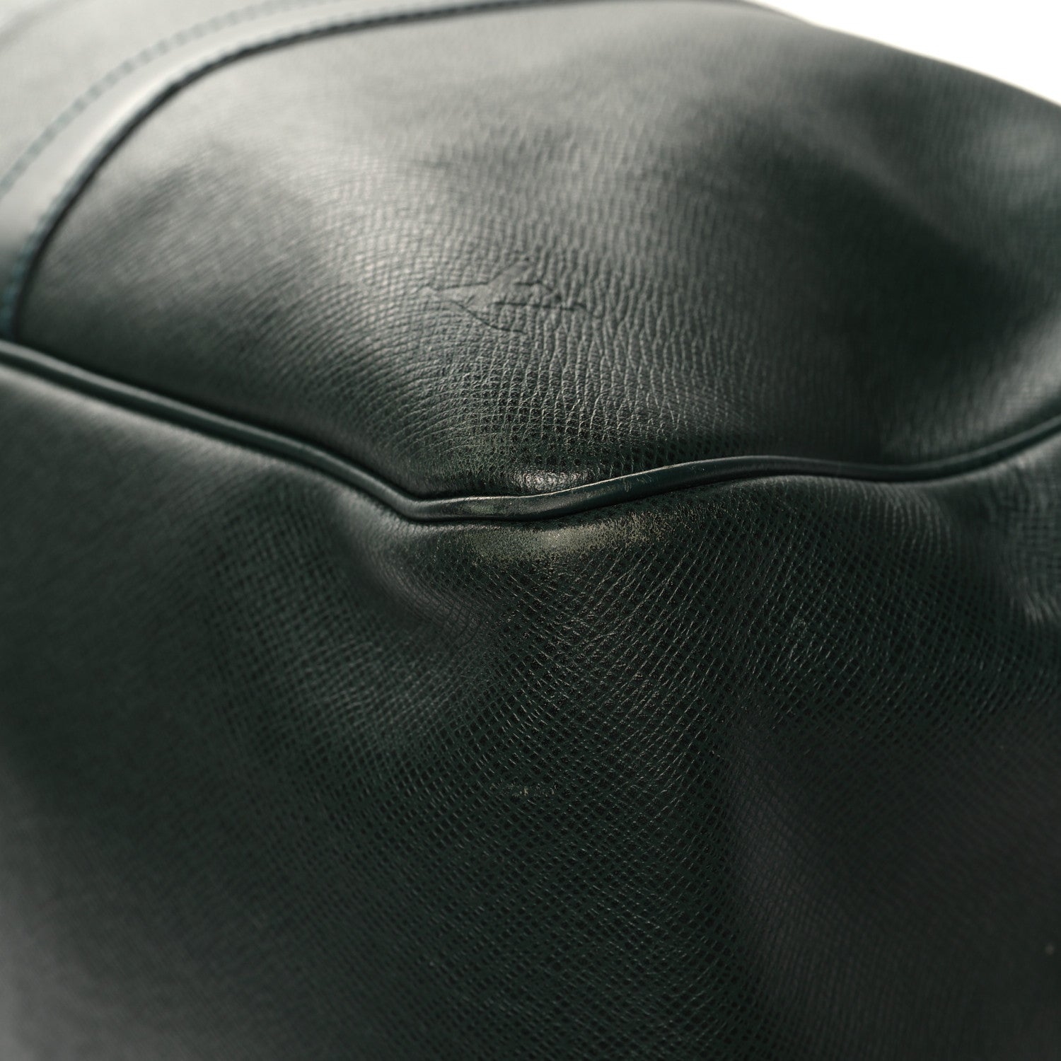 Louis Vuitton Taiga Kendall PM Epicea 9 of 11