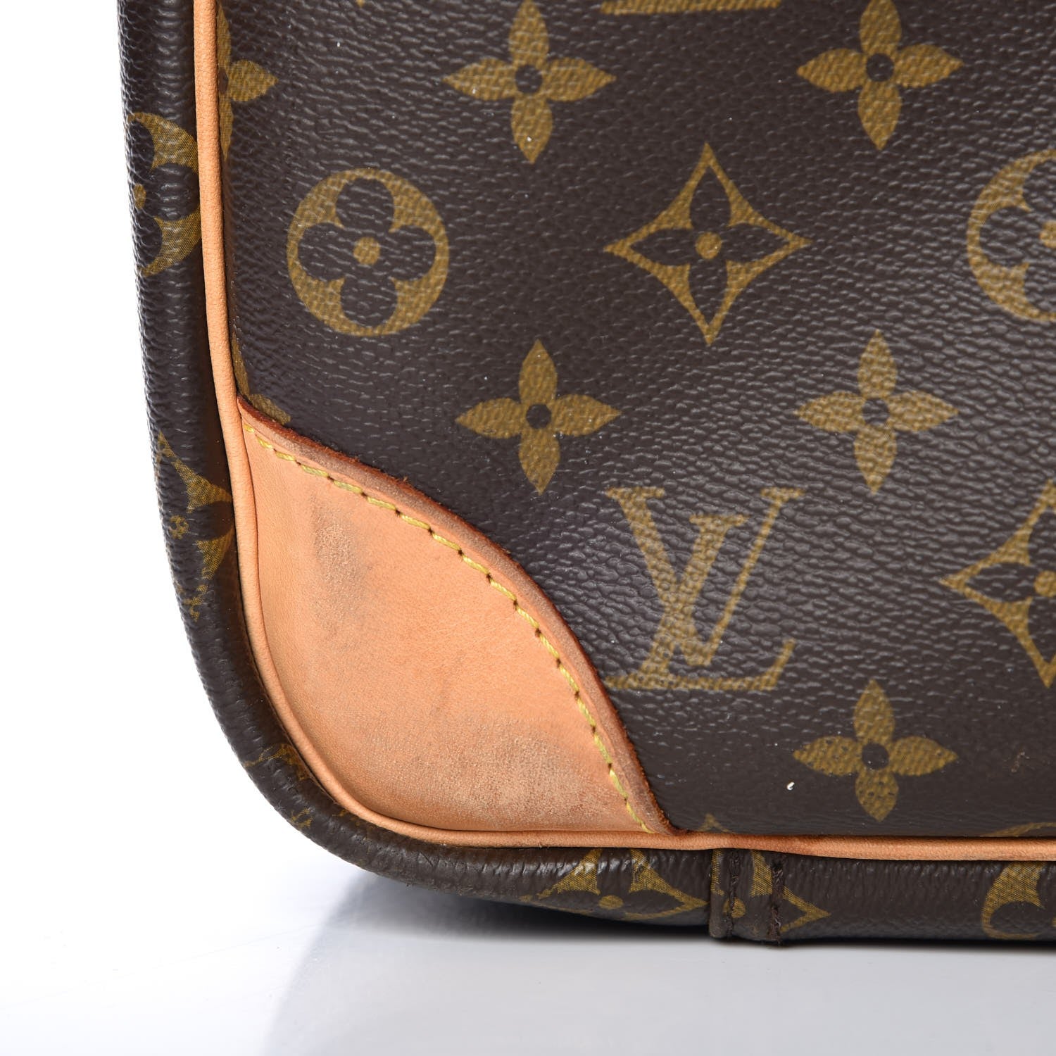 Louis Vuitton Monogram Sirius 45 20 of 23