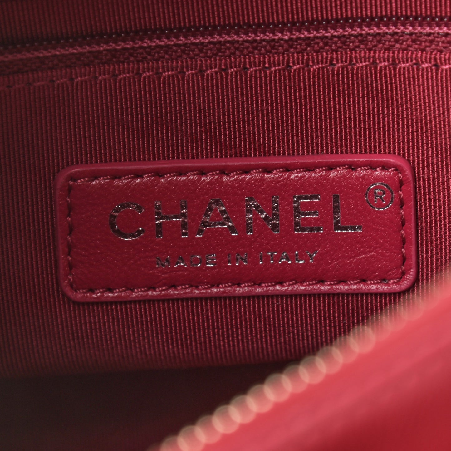 Aged Calfskin Quilted Small Gabrielle Hobo Red