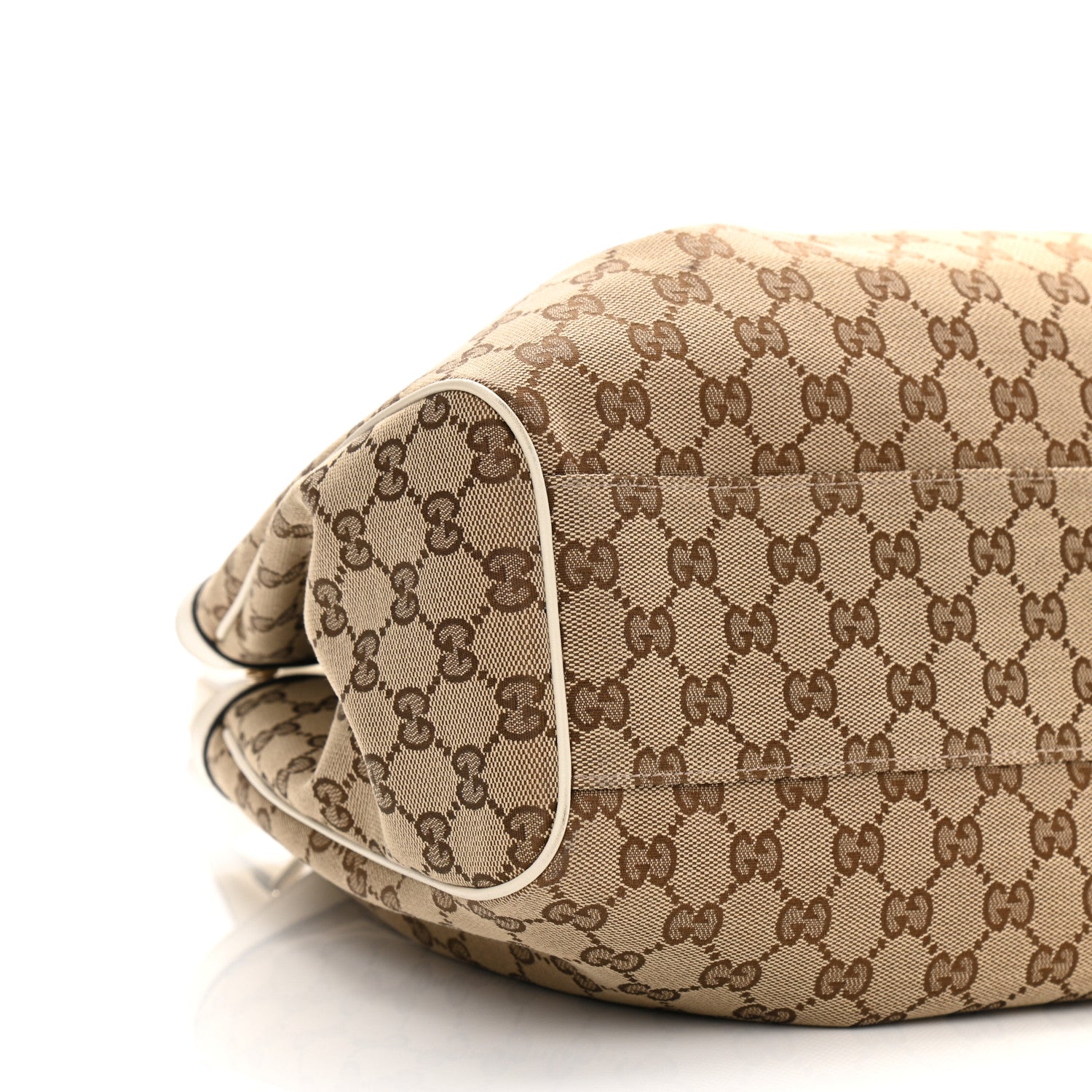 Gucci Monogram Shoulder Bag White 9 of 10