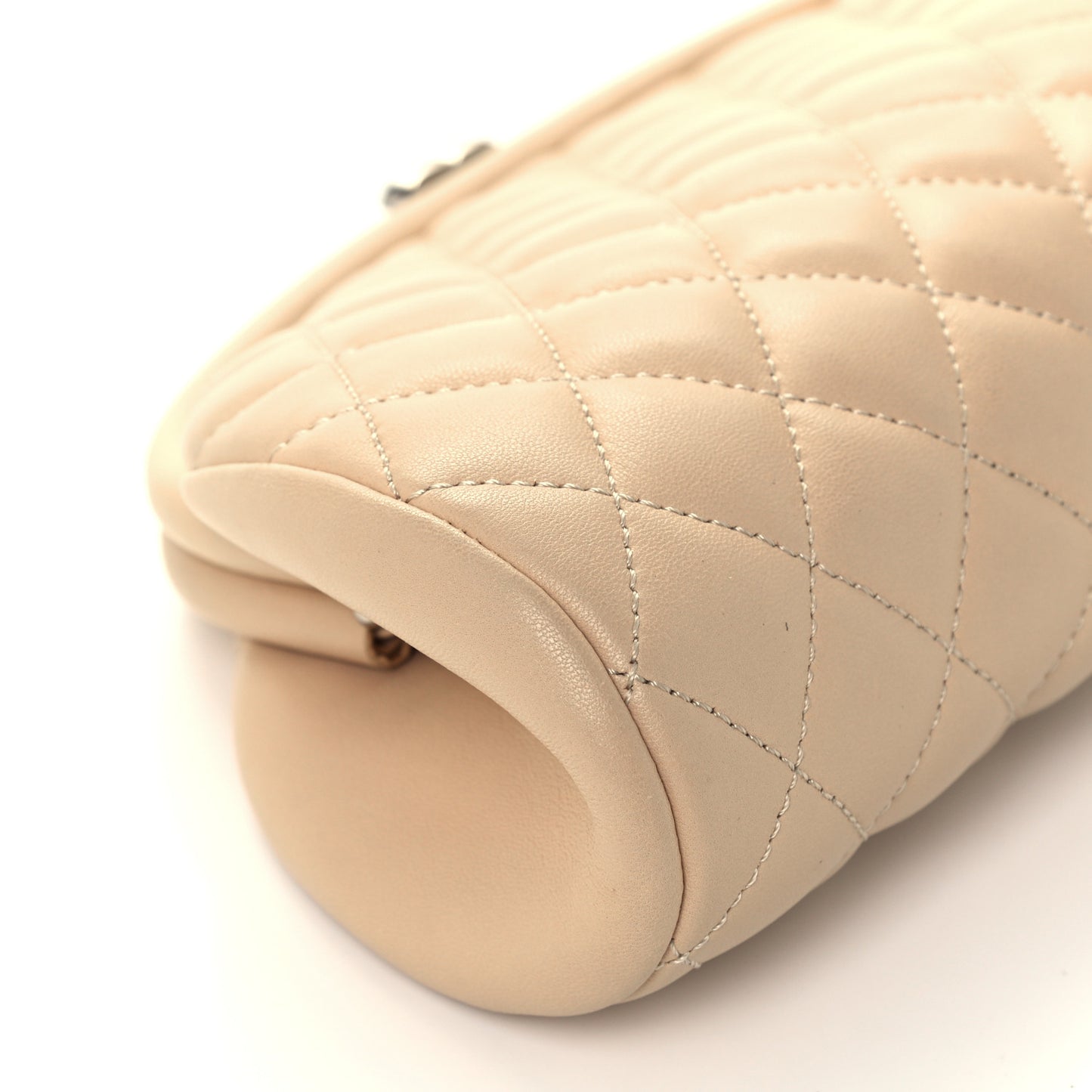 Lambskin Quilted Timeless Clutch Beige Clair