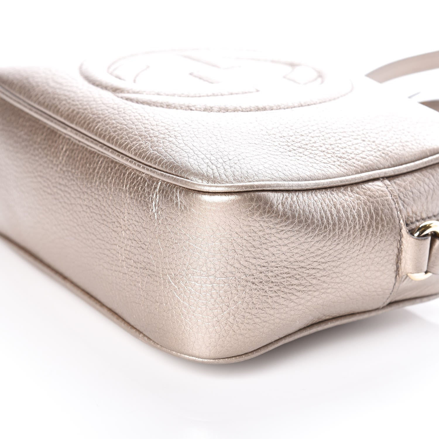 Gucci Metallic Pebbled Calfskin Small Soho Disco Bag Golden Beige 6 of 9