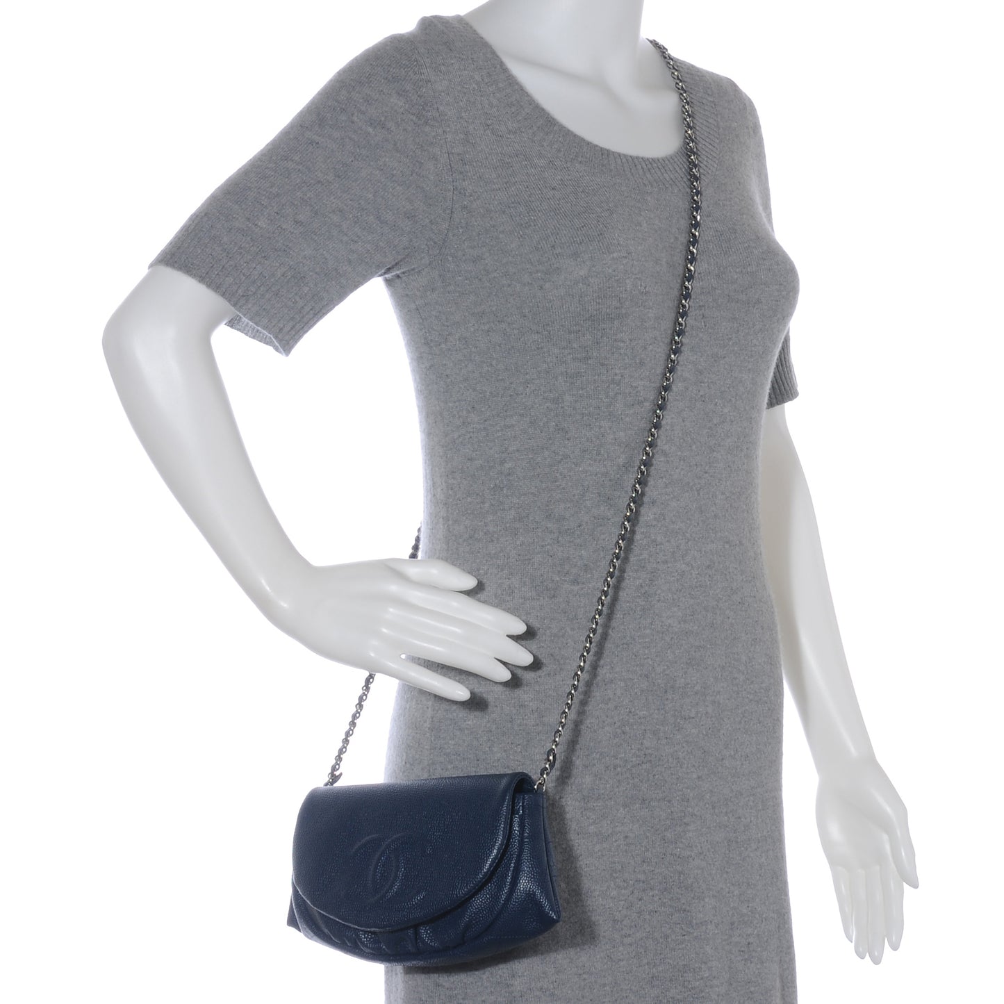 Caviar Half Moon Wallet On Chain Navy Blue
