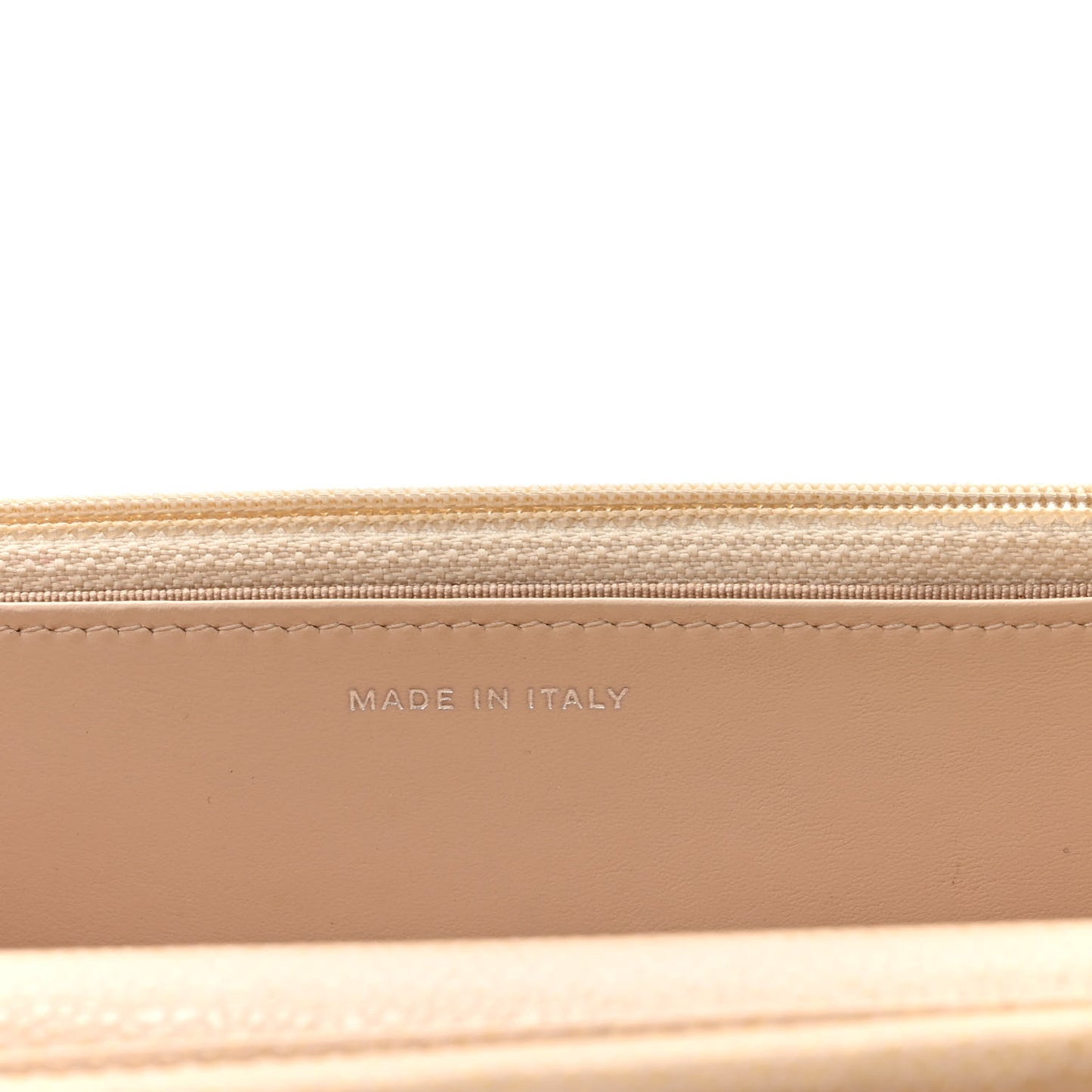 Caviar Quilted Wallet On Chain WOC Beige
