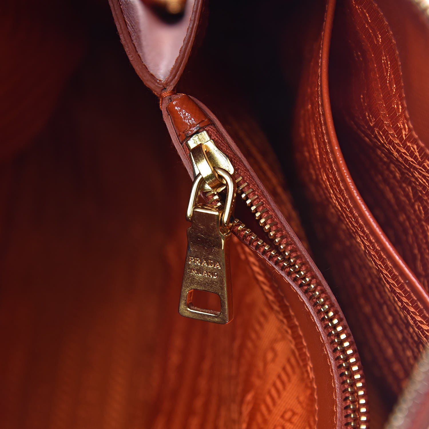 Prada Saffiano Vernice Medium Promenade Tote Arancio 10 of 16