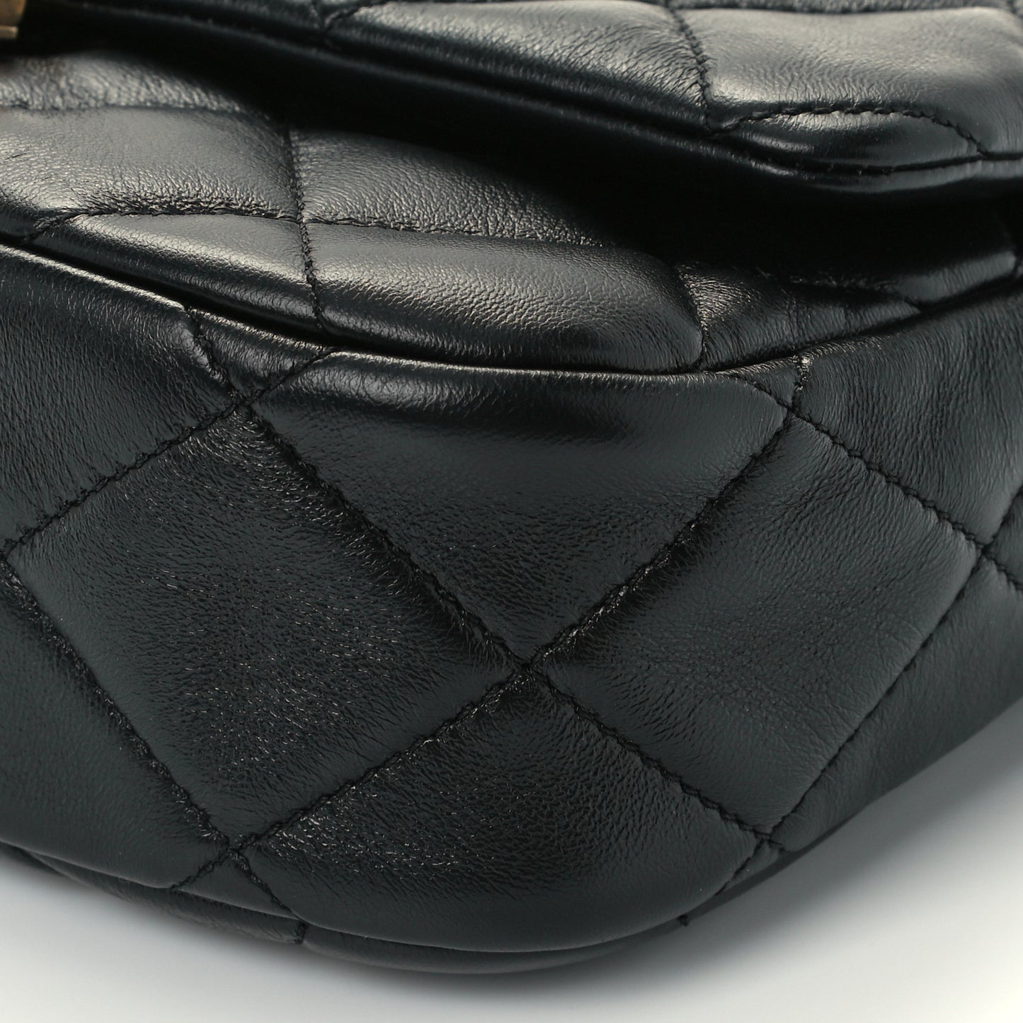 Lambskin Quilted Small Lacquered Chain Flap Black