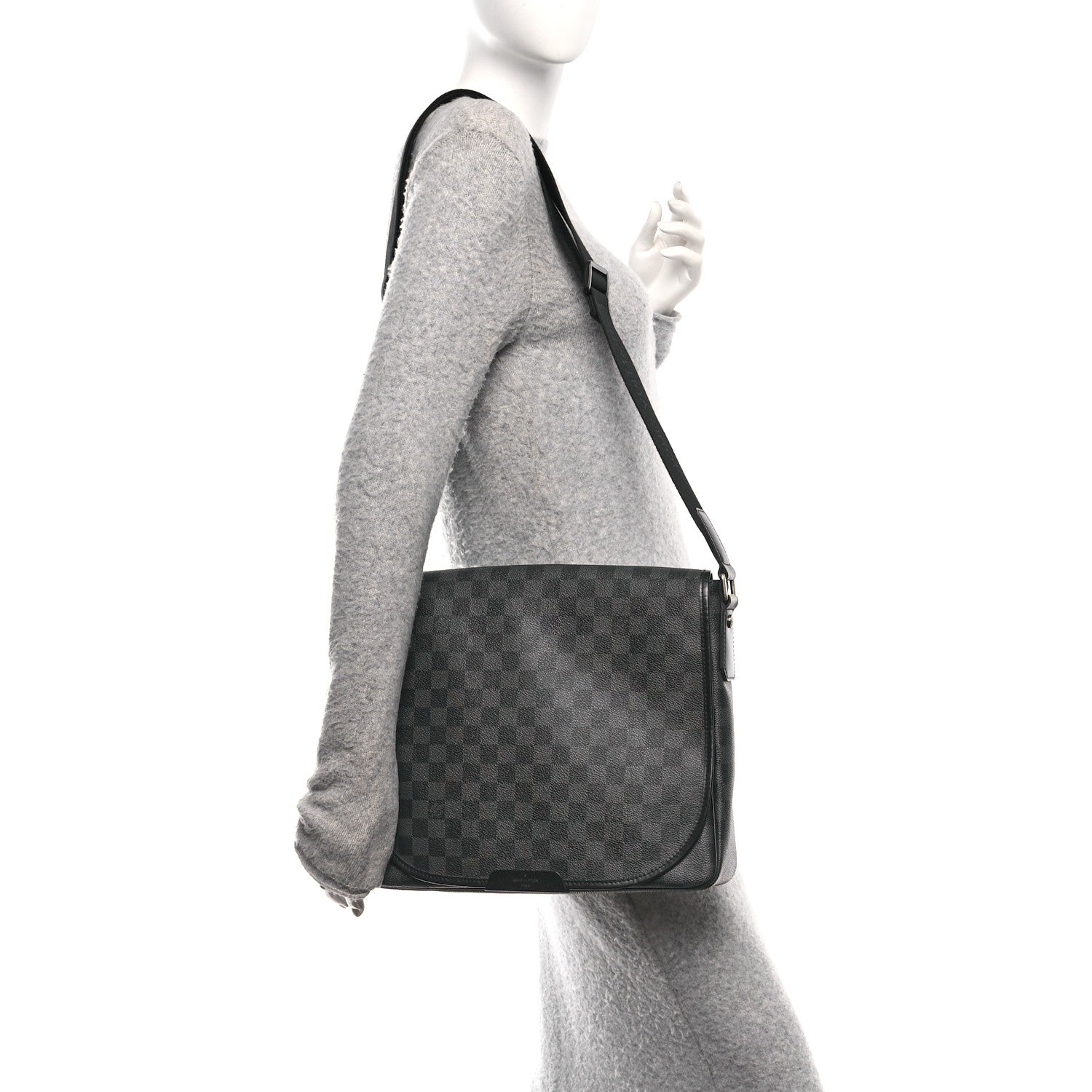 Louis Vuitton Damier Graphite Daniel MM 2 of 11