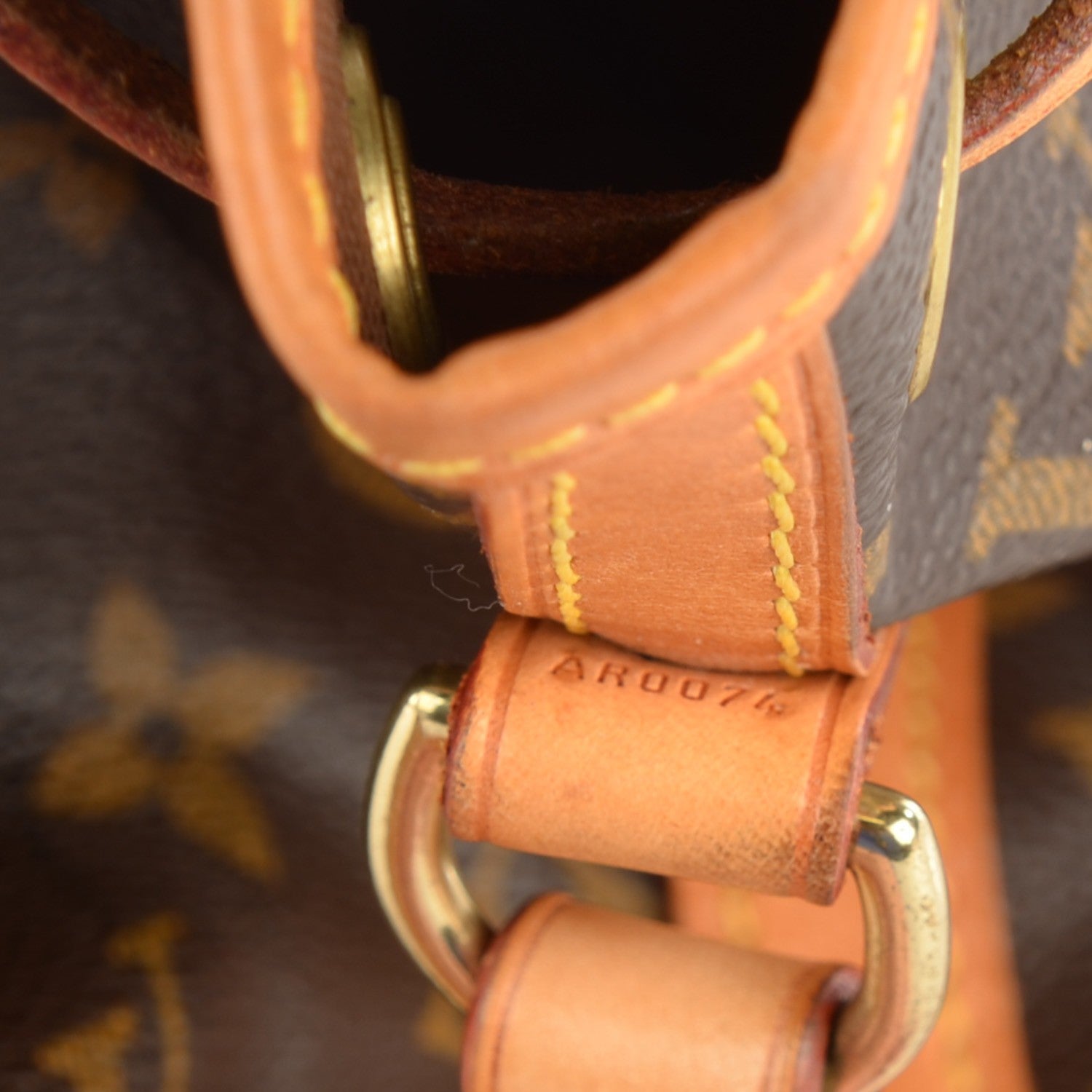 Louis Vuitton Monogram Mini Noe 6 of 8