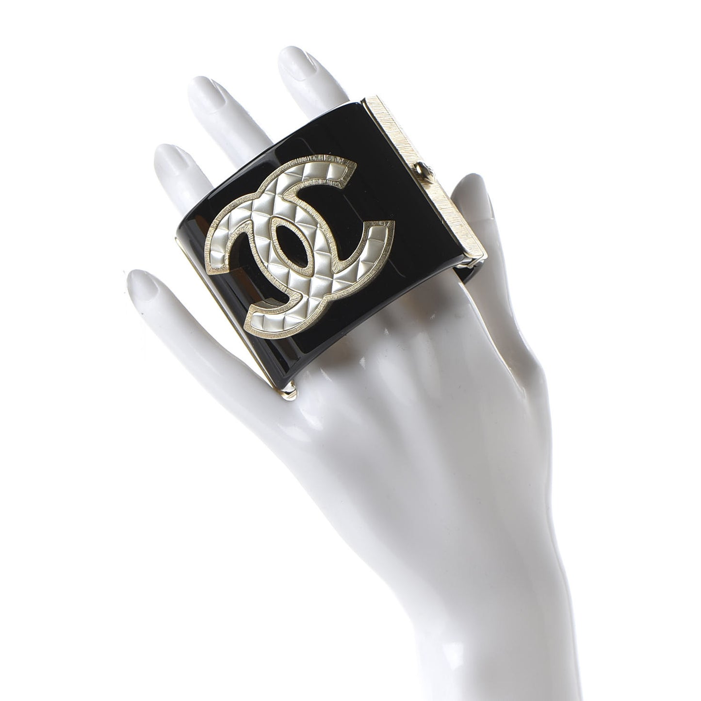 Resin Quilted CC Cuff Black Gold
