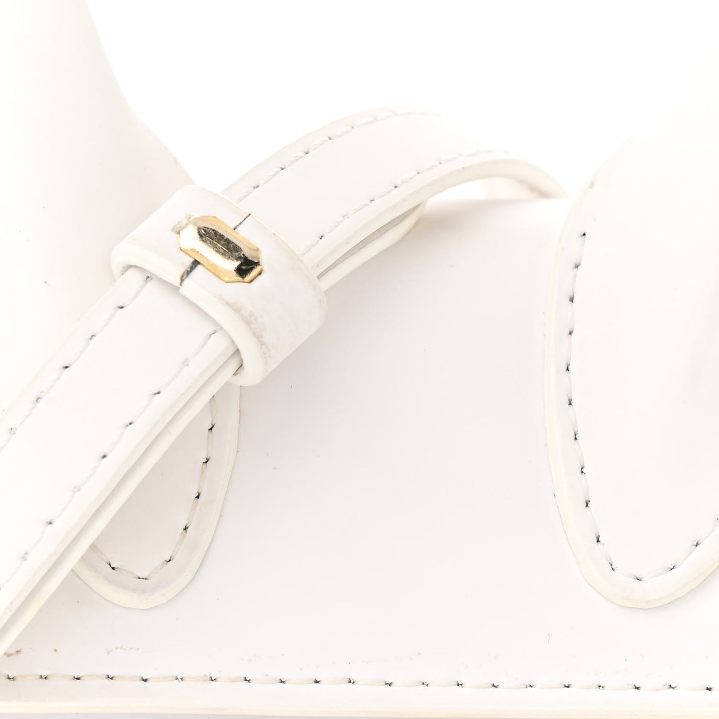 Smooth Calfskin Le Chiquito White